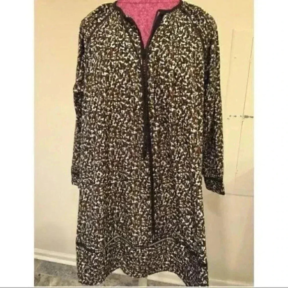 Michael Kors Dresses & Skirts - Michael Michael Kors Lightweight Animal Print
